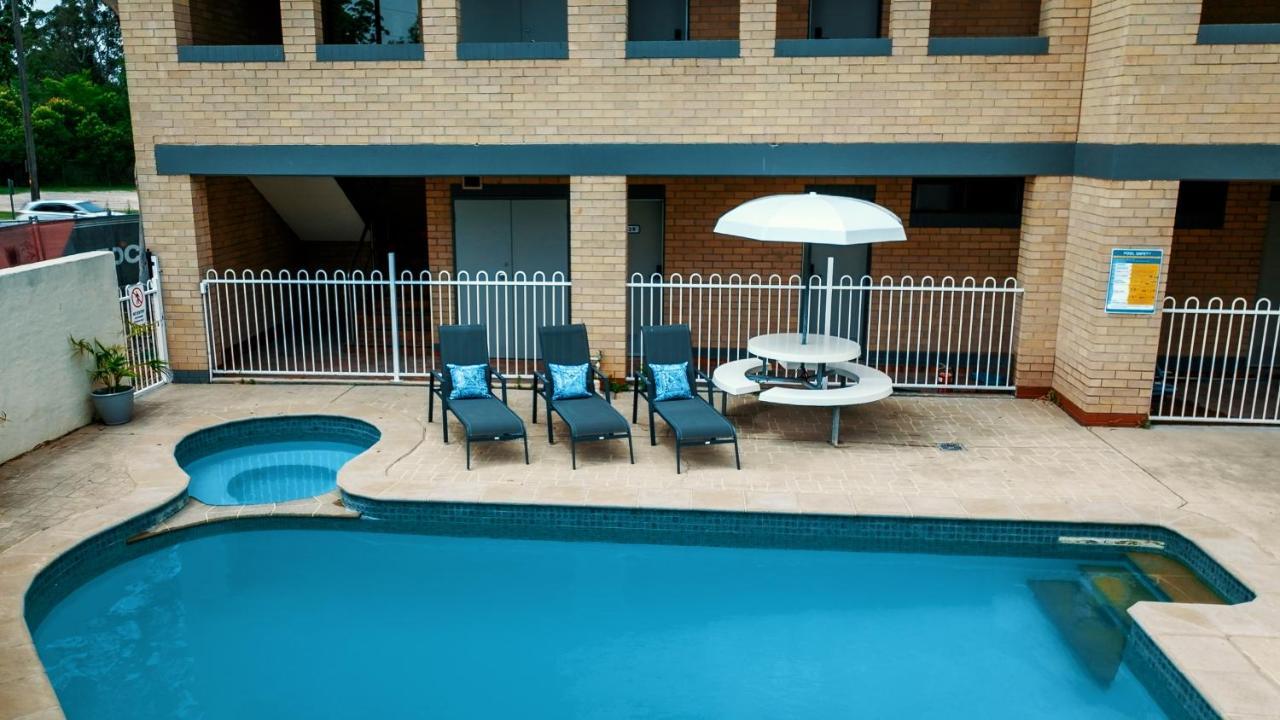 The Select Inn פנריט מראה חיצוני תמונה